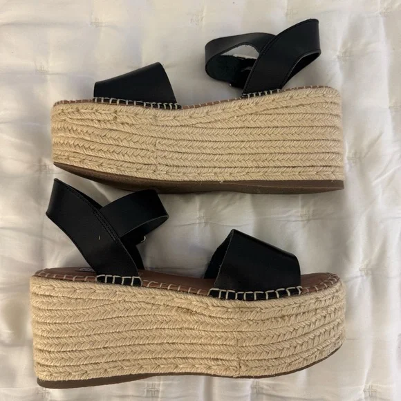 Steve Madden Black Cabo Flatform Sandals - Picture 4 of 6